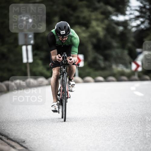 21.06.2026 - 29. Vierlanden-Triathlon H.Heesch http://msf.ph/oto/9861587 21.06.2026 12:09:18 Radfahren 929 meine-sportfotos.de
