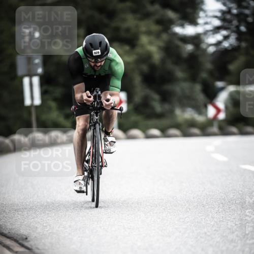 21.06.2026 - 29. Vierlanden-Triathlon H.Heesch http://msf.ph/oto/9861589 21.06.2026 12:09:18 Radfahren 929 meine-sportfotos.de