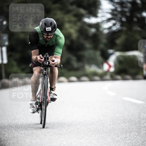 21.06.2026 - 29. Vierlanden-Triathlon H.Heesch http://msf.ph/oto/9861596 21.06.2026 12:09:18 Radfahren 929 meine-sportfotos.de