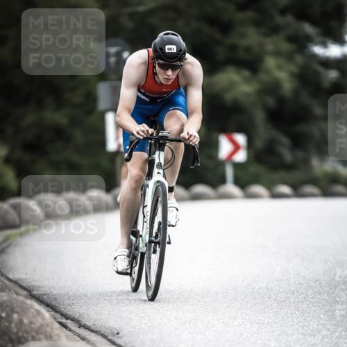 21.06.2026 - 29. Vierlanden-Triathlon H.Heesch http://msf.ph/oto/9861628 21.06.2026 12:09:28 Radfahren 872, 961 meine-sportfotos.de