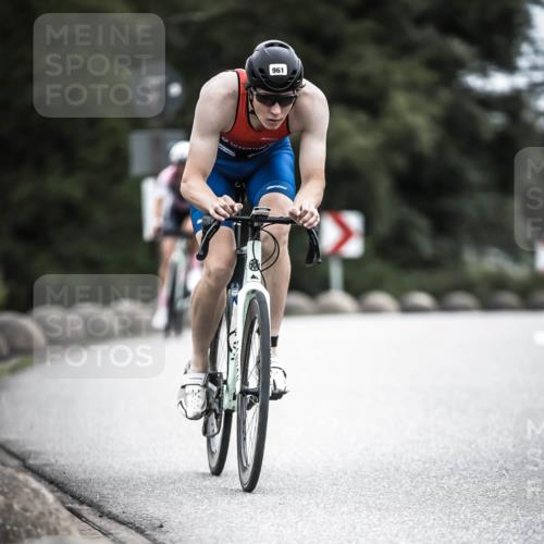 21.06.2026 - 29. Vierlanden-Triathlon H.Heesch http://msf.ph/oto/9861633 21.06.2026 12:09:28 Radfahren 872, 961 meine-sportfotos.de