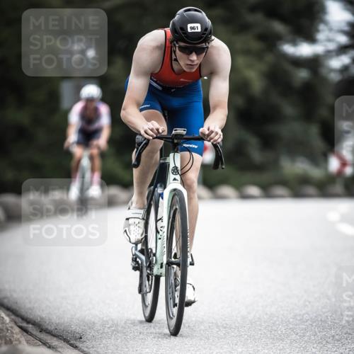 21.06.2026 - 29. Vierlanden-Triathlon H.Heesch http://msf.ph/oto/9861640 21.06.2026 12:09:28 Radfahren 872, 961 meine-sportfotos.de