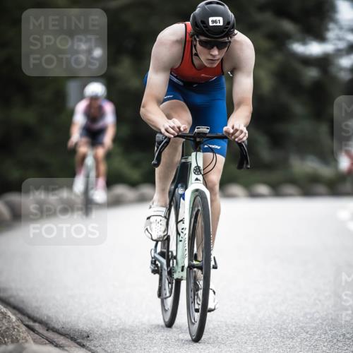 21.06.2026 - 29. Vierlanden-Triathlon H.Heesch http://msf.ph/oto/9861642 21.06.2026 12:09:28 Radfahren 872, 961 meine-sportfotos.de