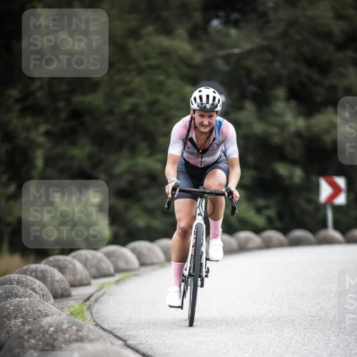 21.06.2026 - 29. Vierlanden-Triathlon H.Heesch http://msf.ph/oto/9861650 21.06.2026 12:09:30 Radfahren 872, 961 meine-sportfotos.de