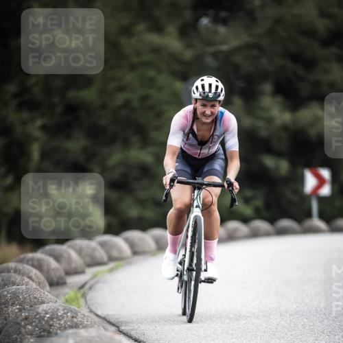 21.06.2026 - 29. Vierlanden-Triathlon H.Heesch http://msf.ph/oto/9861657 21.06.2026 12:09:30 Radfahren 872, 961 meine-sportfotos.de