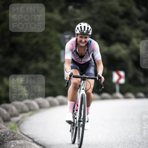 21.06.2026 - 29. Vierlanden-Triathlon H.Heesch http://msf.ph/oto/9861671 21.06.2026 12:09:30 Radfahren 872, 961 meine-sportfotos.de