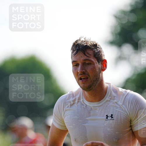 21.06.2026 - 29. Vierlanden-Triathlon LAZAROV Photography http://msf.ph/oto/9861673 21.06.2026 09:01:09 Schwimmen 74, 140 meine-sportfotos.de