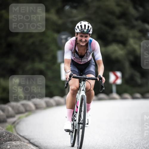 21.06.2026 - 29. Vierlanden-Triathlon H.Heesch http://msf.ph/oto/9861674 21.06.2026 12:09:31 Radfahren 872, 961 meine-sportfotos.de