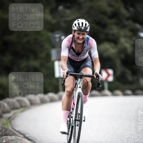 21.06.2026 - 29. Vierlanden-Triathlon H.Heesch http://msf.ph/oto/9861677 21.06.2026 12:09:31 Radfahren 872, 961 meine-sportfotos.de