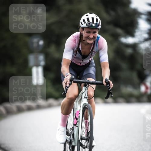 21.06.2026 - 29. Vierlanden-Triathlon H.Heesch http://msf.ph/oto/9861689 21.06.2026 12:09:31 Radfahren 872, 961 meine-sportfotos.de