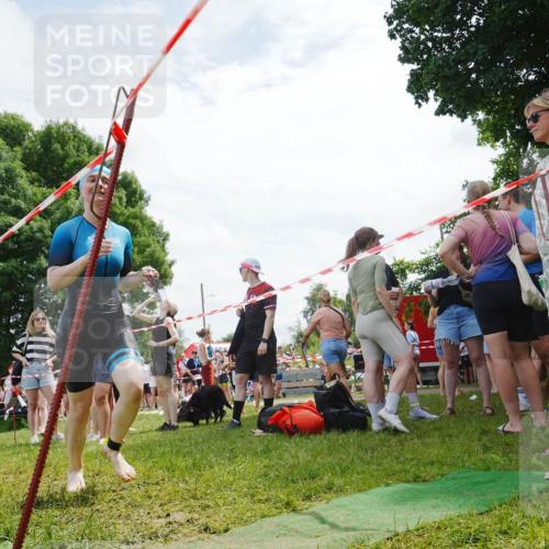 21.06.2026 - 29. Vierlanden-Triathlon LAZAROV Photography http://msf.ph/oto/9861692 21.06.2026 13:15:02 Schwimmen 1137 meine-sportfotos.de