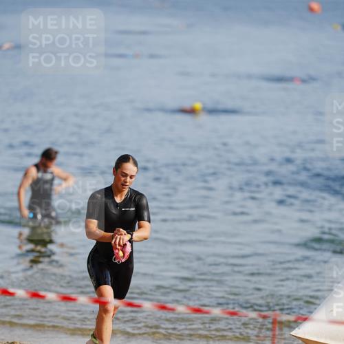 21.06.2026 - 29. Vierlanden-Triathlon LAZAROV Photography http://msf.ph/oto/9861706 21.06.2026 09:03:21 Schwimmen 261 meine-sportfotos.de