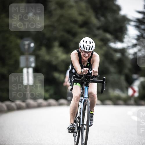 21.06.2026 - 29. Vierlanden-Triathlon H.Heesch http://msf.ph/oto/9861721 21.06.2026 12:09:43 Radfahren 726, 903, 906 meine-sportfotos.de