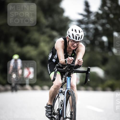 21.06.2026 - 29. Vierlanden-Triathlon H.Heesch http://msf.ph/oto/9861739 21.06.2026 12:09:44 Radfahren 726, 903, 906 meine-sportfotos.de