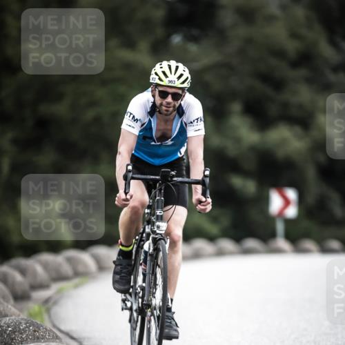 21.06.2026 - 29. Vierlanden-Triathlon H.Heesch http://msf.ph/oto/9861787 21.06.2026 12:09:47 Radfahren 903, 906 meine-sportfotos.de