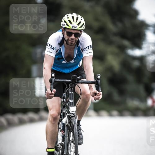 21.06.2026 - 29. Vierlanden-Triathlon H.Heesch http://msf.ph/oto/9861806 21.06.2026 12:09:47 Radfahren 903, 906 meine-sportfotos.de