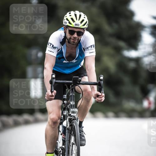 21.06.2026 - 29. Vierlanden-Triathlon H.Heesch http://msf.ph/oto/9861808 21.06.2026 12:09:47 Radfahren 903, 906 meine-sportfotos.de