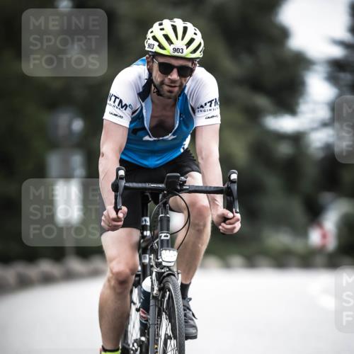 21.06.2026 - 29. Vierlanden-Triathlon H.Heesch http://msf.ph/oto/9861811 21.06.2026 12:09:47 Radfahren 903, 906 meine-sportfotos.de