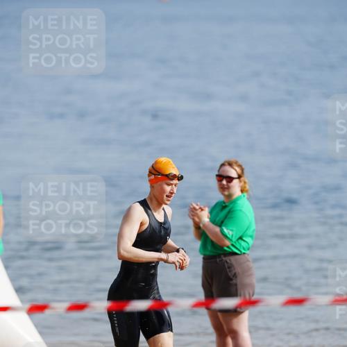 21.06.2026 - 29. Vierlanden-Triathlon LAZAROV Photography http://msf.ph/oto/9861834 21.06.2026 09:05:50 Schwimmen 299 meine-sportfotos.de