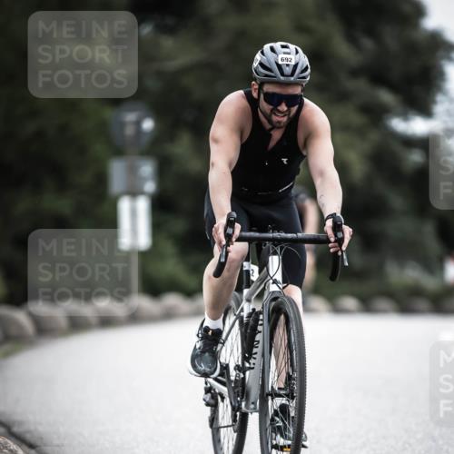 21.06.2026 - 29. Vierlanden-Triathlon H.Heesch http://msf.ph/oto/9861853 21.06.2026 12:10:02 Radfahren 650, 692, 699, 745, 788 meine-sportfotos.de