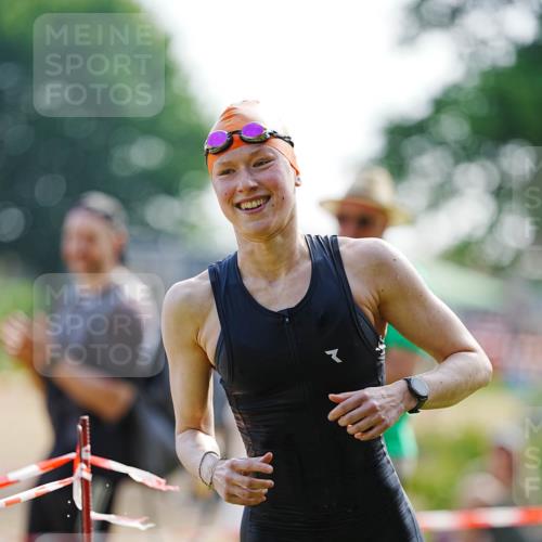 21.06.2026 - 29. Vierlanden-Triathlon LAZAROV Photography http://msf.ph/oto/9861856 21.06.2026 09:05:55 Schwimmen 299 meine-sportfotos.de