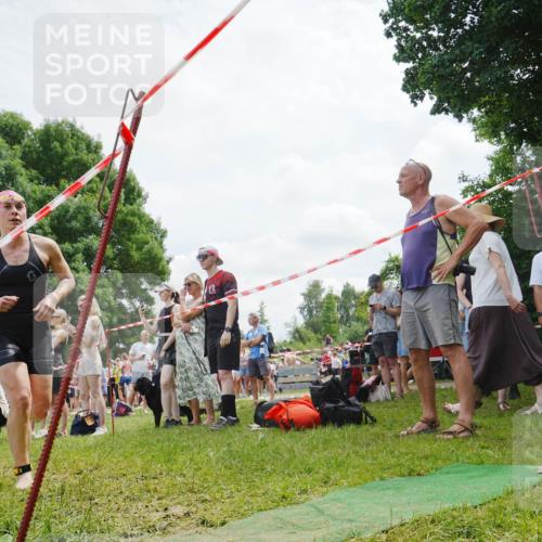 21.06.2026 - 29. Vierlanden-Triathlon LAZAROV Photography http://msf.ph/oto/9861860 21.06.2026 13:23:53 Schwimmen 1191, 1207, 1218 meine-sportfotos.de