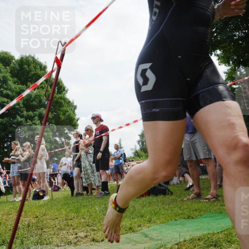 21.06.2026 - 29. Vierlanden-Triathlon LAZAROV Photography http://msf.ph/oto/9861875 21.06.2026 13:23:54 Schwimmen 1191, 1207, 1218 meine-sportfotos.de