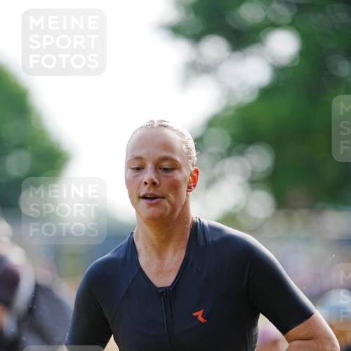 21.06.2026 - 29. Vierlanden-Triathlon LAZAROV Photography http://msf.ph/oto/9861886 21.06.2026 09:08:23 Schwimmen 224, 228, 1354 meine-sportfotos.de