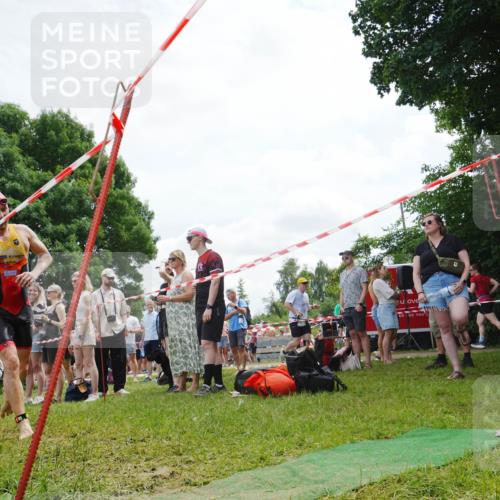 21.06.2026 - 29. Vierlanden-Triathlon LAZAROV Photography http://msf.ph/oto/9861897 21.06.2026 13:24:26 Schwimmen 1094, 1221 meine-sportfotos.de
