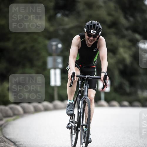 21.06.2026 - 29. Vierlanden-Triathlon H.Heesch http://msf.ph/oto/9861898 21.06.2026 12:10:06 Radfahren 650, 692, 699, 745, 788 meine-sportfotos.de