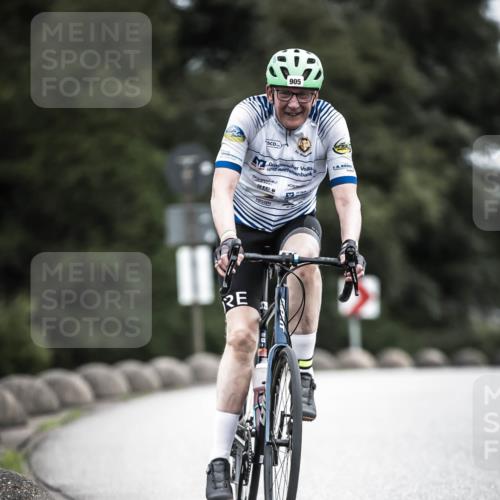21.06.2026 - 29. Vierlanden-Triathlon H.Heesch http://msf.ph/oto/9861932 21.06.2026 12:10:14 Radfahren 19, 710, 905 meine-sportfotos.de