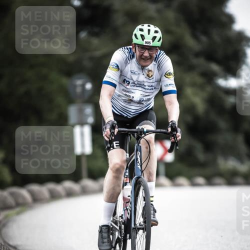21.06.2026 - 29. Vierlanden-Triathlon H.Heesch http://msf.ph/oto/9861937 21.06.2026 12:10:14 Radfahren 19, 710, 905 meine-sportfotos.de