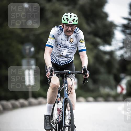 21.06.2026 - 29. Vierlanden-Triathlon H.Heesch http://msf.ph/oto/9861942 21.06.2026 12:10:14 Radfahren 19, 710, 905 meine-sportfotos.de