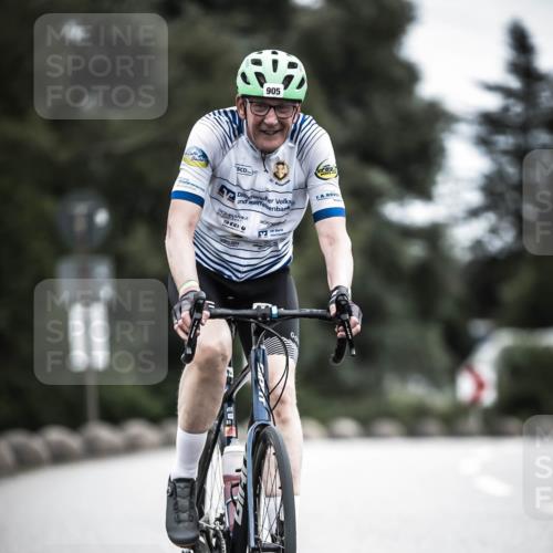 21.06.2026 - 29. Vierlanden-Triathlon H.Heesch http://msf.ph/oto/9861943 21.06.2026 12:10:14 Radfahren 19, 710, 905 meine-sportfotos.de