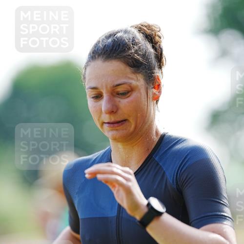 21.06.2026 - 29. Vierlanden-Triathlon LAZAROV Photography http://msf.ph/oto/9861947 21.06.2026 09:08:57 Schwimmen 221 meine-sportfotos.de