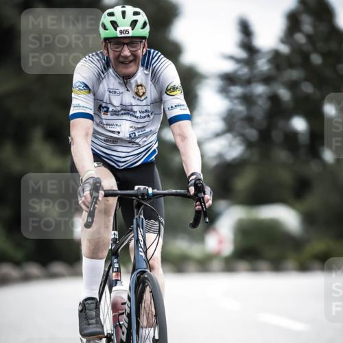 21.06.2026 - 29. Vierlanden-Triathlon H.Heesch http://msf.ph/oto/9861954 21.06.2026 12:10:14 Radfahren 19, 710, 905 meine-sportfotos.de