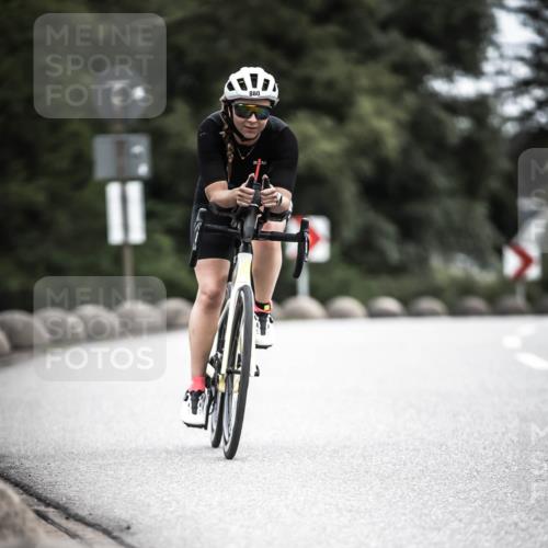 21.06.2026 - 29. Vierlanden-Triathlon H.Heesch http://msf.ph/oto/9861964 21.06.2026 12:10:23 Radfahren 19, 54, 710, 880 meine-sportfotos.de