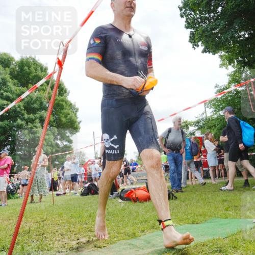 21.06.2026 - 29. Vierlanden-Triathlon LAZAROV Photography http://msf.ph/oto/9861965 21.06.2026 13:26:21 Schwimmen 1100, 1196, 1203, 1209 meine-sportfotos.de