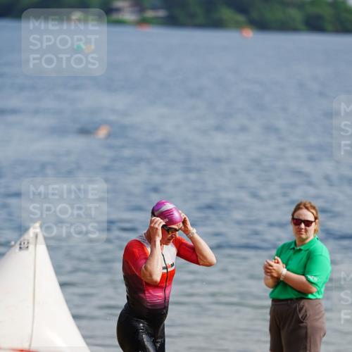 21.06.2026 - 29. Vierlanden-Triathlon LAZAROV Photography http://msf.ph/oto/9862012 21.06.2026 09:10:29 Schwimmen 239 meine-sportfotos.de