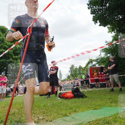 21.06.2026 - 29. Vierlanden-Triathlon LAZAROV Photography http://msf.ph/oto/9862021 21.06.2026 13:27:11 Schwimmen 1098, 1172, 1188, 1190, 1227 meine-sportfotos.de