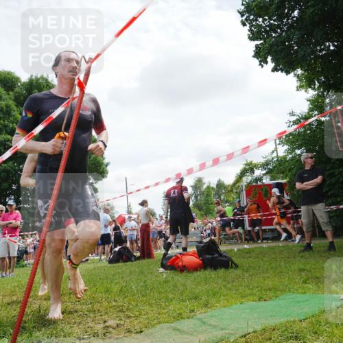 21.06.2026 - 29. Vierlanden-Triathlon LAZAROV Photography http://msf.ph/oto/9862027 21.06.2026 13:27:23 Schwimmen 1095, 1174, 1199, 1224 meine-sportfotos.de