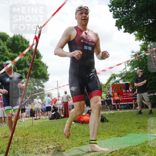 21.06.2026 - 29. Vierlanden-Triathlon LAZAROV Photography http://msf.ph/oto/9862031 21.06.2026 13:27:23 Schwimmen 1095, 1174, 1199, 1224 meine-sportfotos.de