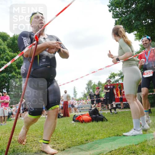 21.06.2026 - 29. Vierlanden-Triathlon LAZAROV Photography http://msf.ph/oto/9862050 21.06.2026 13:27:35 Schwimmen 1171, 1202, 1210 meine-sportfotos.de