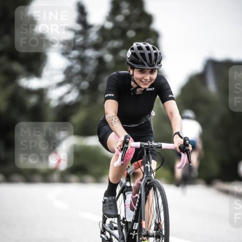 21.06.2026 - 29. Vierlanden-Triathlon H.Heesch http://msf.ph/oto/9862070 21.06.2026 12:10:48 Radfahren 237, 787, 814 meine-sportfotos.de