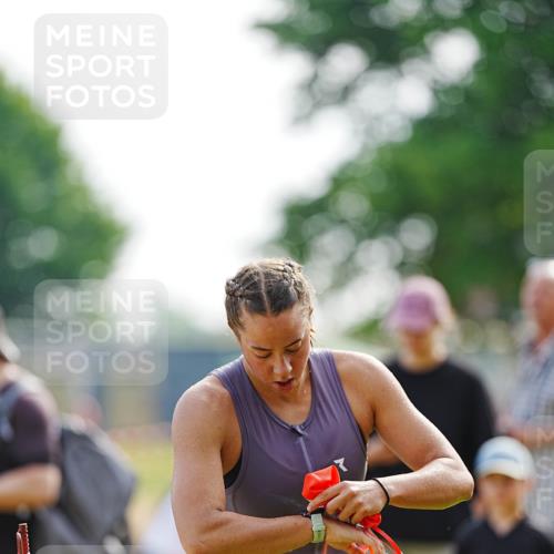 21.06.2026 - 29. Vierlanden-Triathlon LAZAROV Photography http://msf.ph/oto/9862090 21.06.2026 09:11:00 Schwimmen 273, 274 meine-sportfotos.de