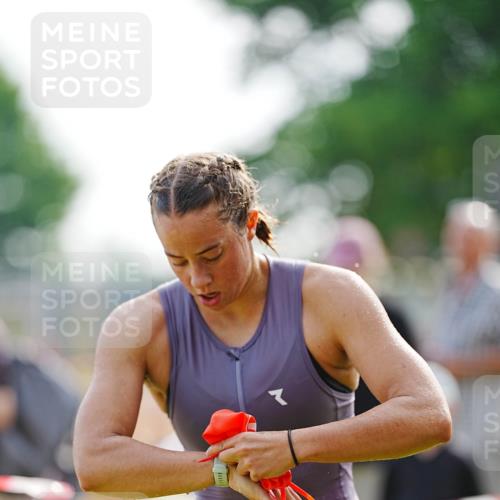 21.06.2026 - 29. Vierlanden-Triathlon LAZAROV Photography http://msf.ph/oto/9862094 21.06.2026 09:11:01 Schwimmen 273, 274 meine-sportfotos.de
