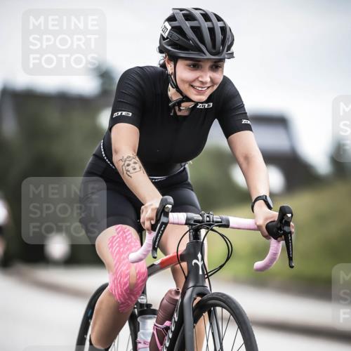 21.06.2026 - 29. Vierlanden-Triathlon H.Heesch http://msf.ph/oto/9862096 21.06.2026 12:10:49 Radfahren 237, 787, 814 meine-sportfotos.de