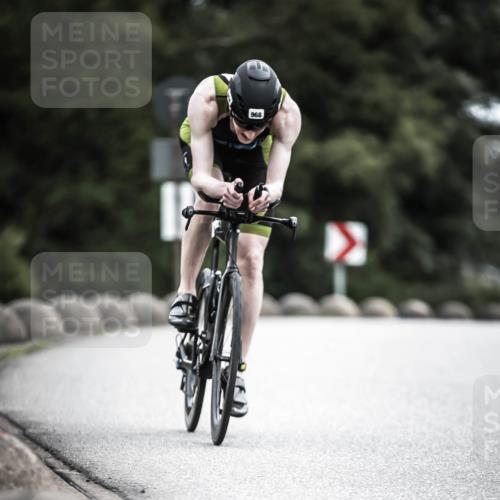 21.06.2026 - 29. Vierlanden-Triathlon H.Heesch http://msf.ph/oto/9862111 21.06.2026 12:10:59 Radfahren 841, 853, 968 meine-sportfotos.de