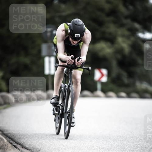 21.06.2026 - 29. Vierlanden-Triathlon H.Heesch http://msf.ph/oto/9862115 21.06.2026 12:10:59 Radfahren 841, 853, 968 meine-sportfotos.de