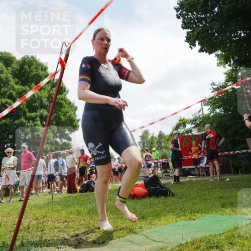 21.06.2026 - 29. Vierlanden-Triathlon LAZAROV Photography http://msf.ph/oto/9862118 21.06.2026 13:31:07 Schwimmen 1211 meine-sportfotos.de